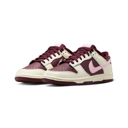 NIKE DUNK LOW RETRO PRM 淡象牙色/MED 軟粉紅色 Nike Dunk Low Retro PRM 珍珠象牙色/MED 軟粉紅色 [DR9705-100]