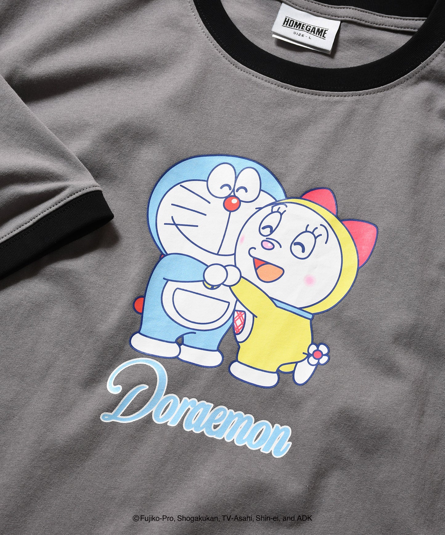HOMEGAME｜ドラえもん - DORAEMON DORAMI RINGER TEE GRAY【HG2501112】