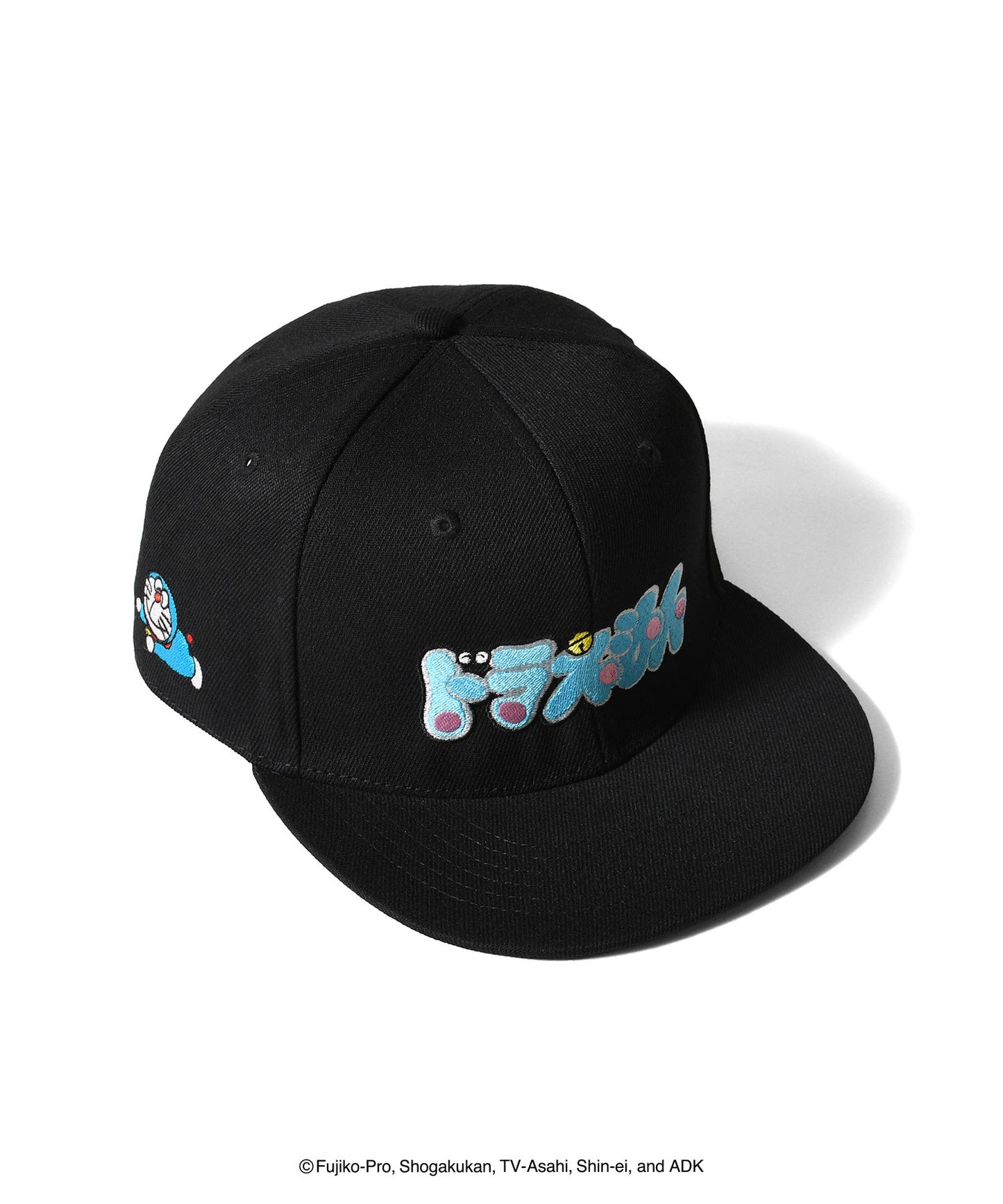 HOMEGAME｜ドラえもん - LOGO SNAPBACK CAP BLACK【HG251413】