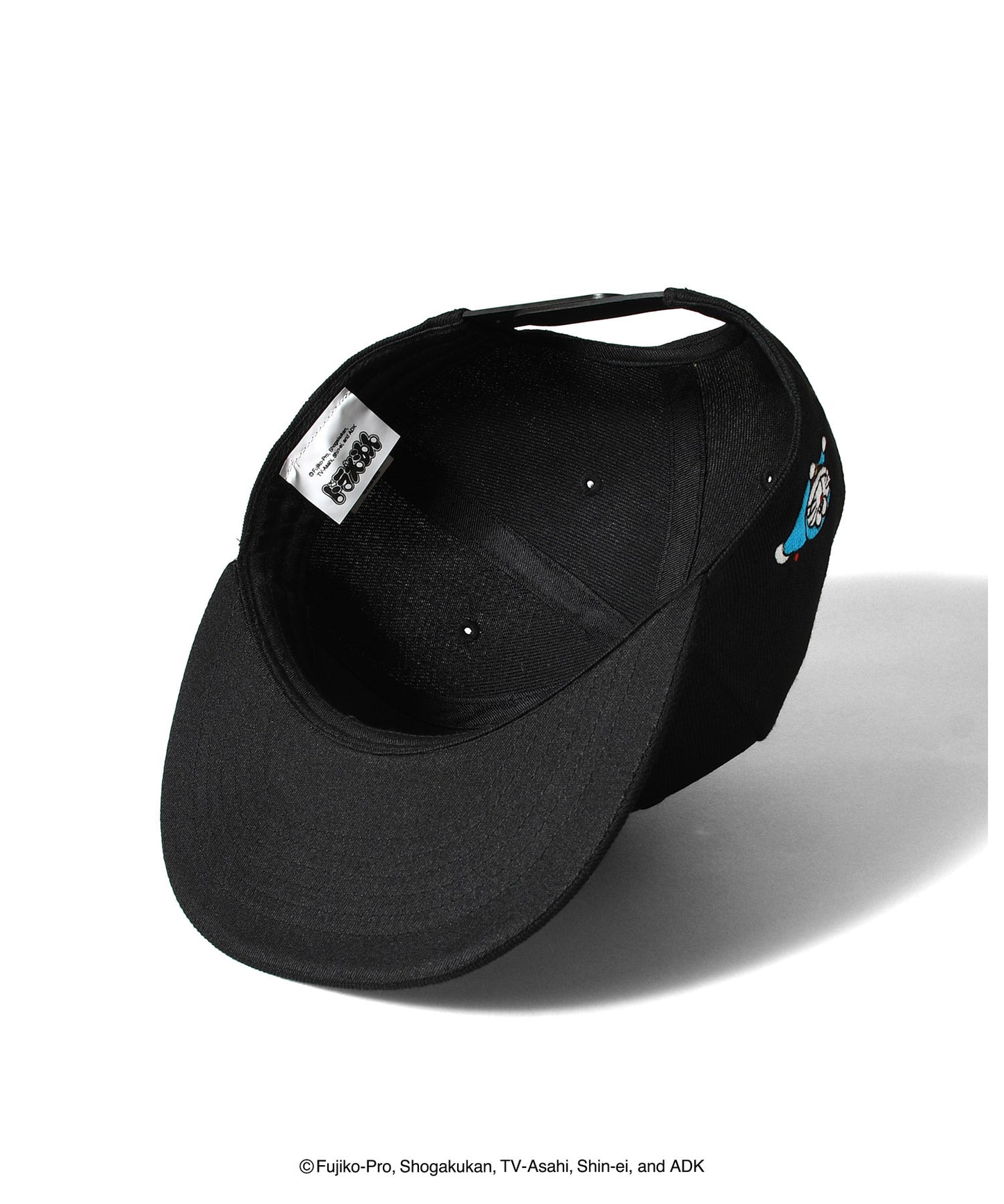 HOMEGAME｜ドラえもん - LOGO SNAPBACK CAP BLACK【HG251413】