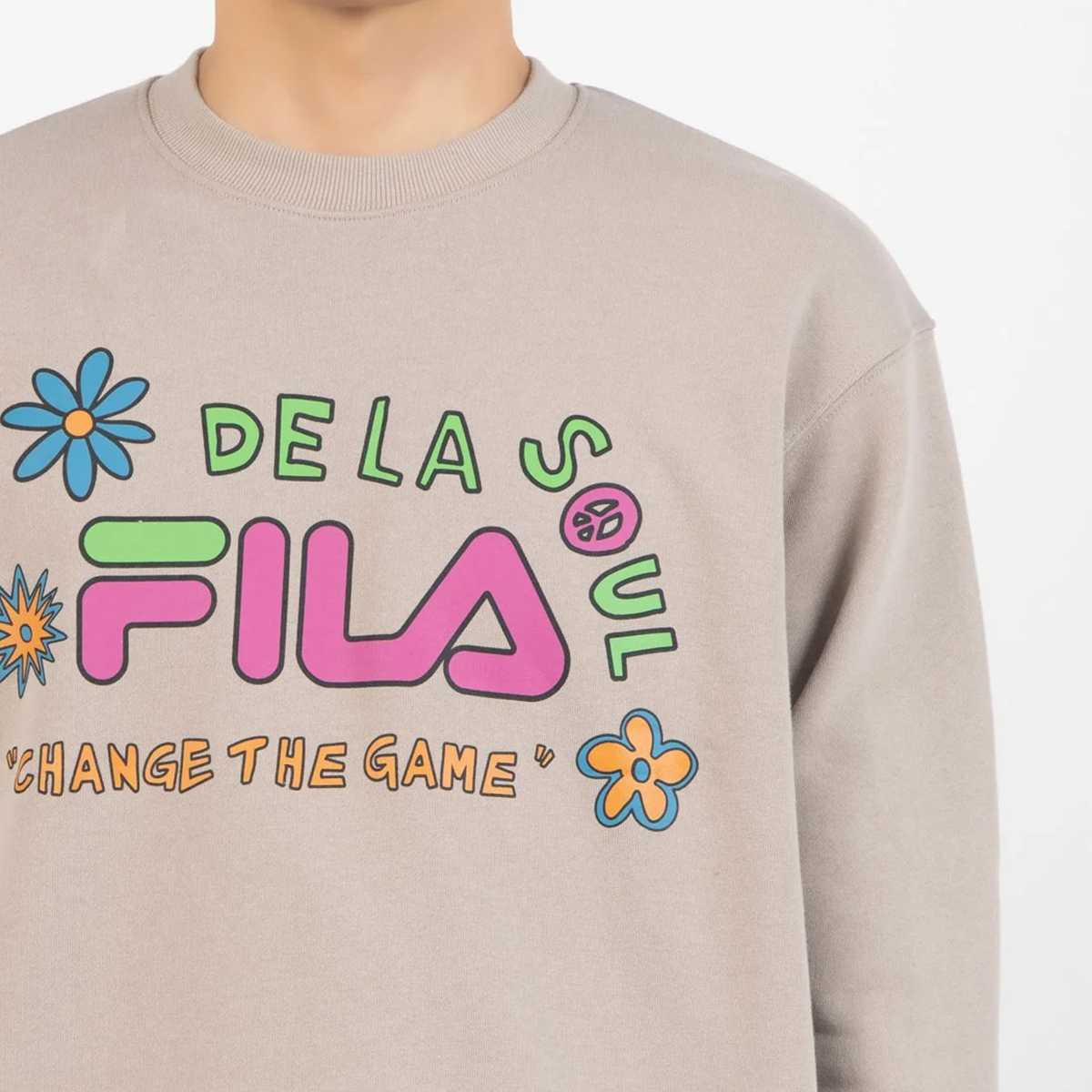 DE LA SOUL×FILA - SWEAT SHIRT BEIGE【SM6FBU704】