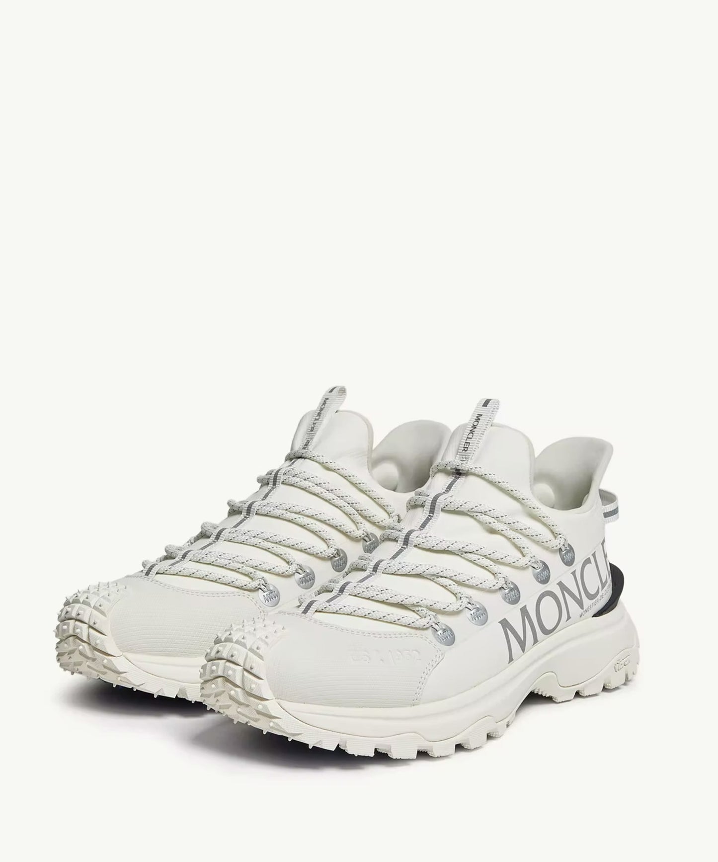 MONCLER - TRAILGRIP LITE 2 001 WHITE【4M00040 M3457】