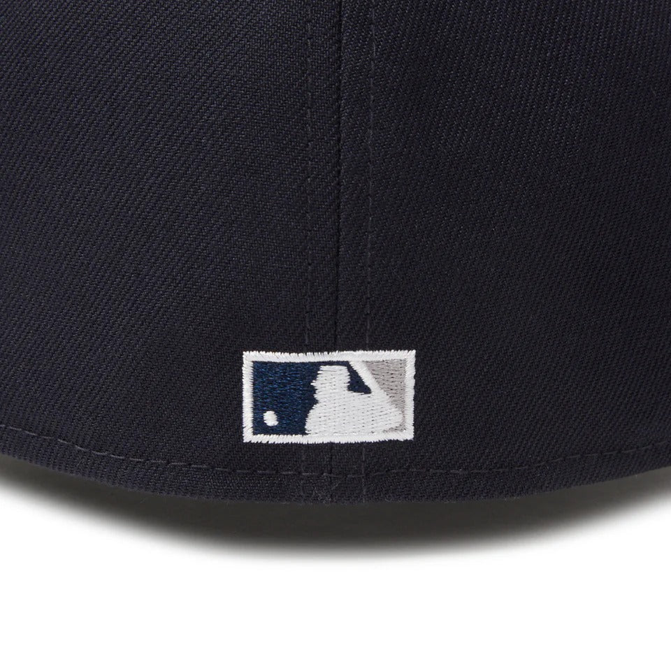 NEW ERA New York Yankees - 59FIFTY MLB Old English NAVY 【14668151】