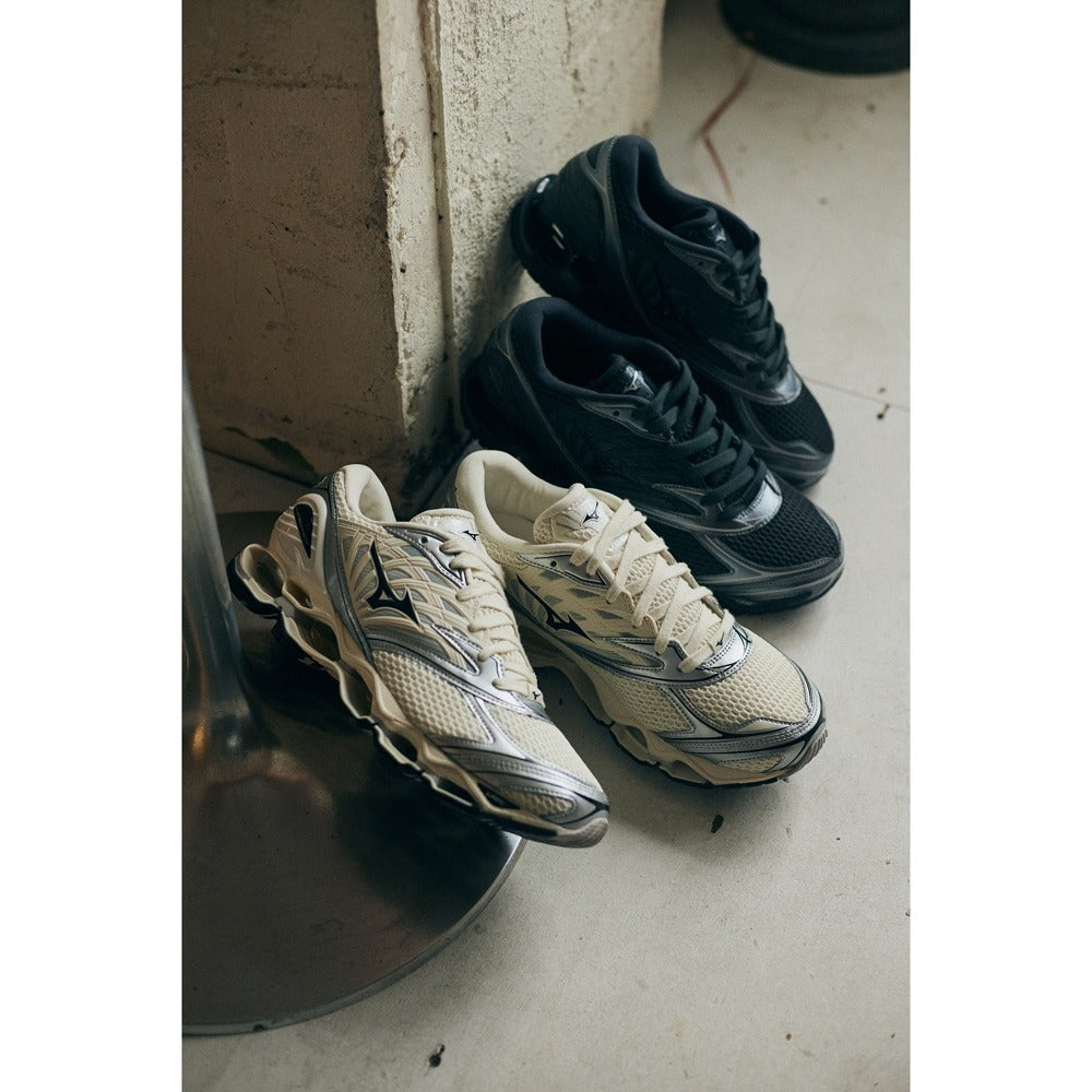 MIZUNO - WAVE PROPHECY LS BLACK/BLACK/METALIC GRAY【D1GA2511-03】