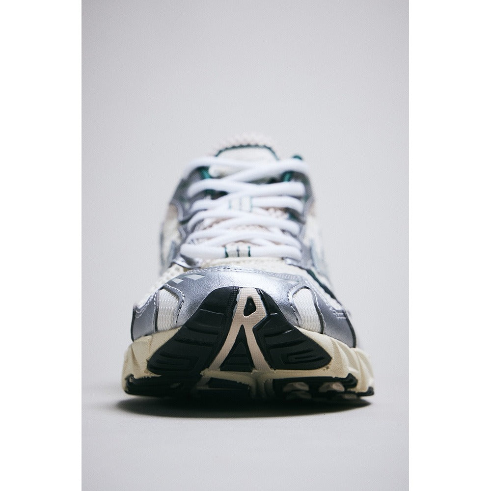 MIZUNO WAVE RIDER 10 OFF WHITE/GREEN/LIGHT BEIGE【D1GA2431-07】