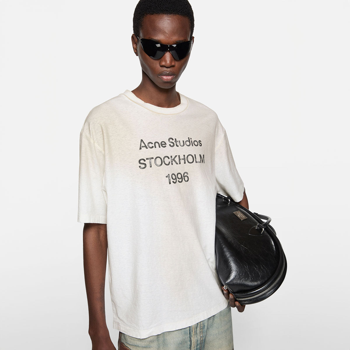 ■Acne Studios■ダメージ加工ロゴ入りコットン＆ヘンプTシャツ ACNE STUDIOS コットン＆ヘンプ混 Tシャツ ダメージ加工 ロゴ