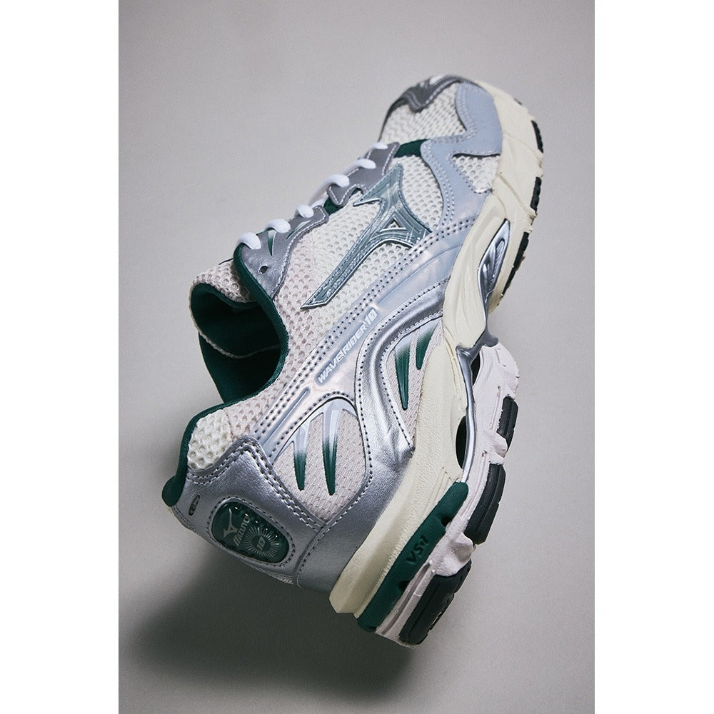 MIZUNO WAVE RIDER 10 OFF WHITE/GREEN/LIGHT BEIGE【D1GA2431-07】