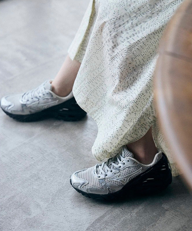 MIZUNO - WAVE RIDER 10 / SILVER【D1GA261602】
