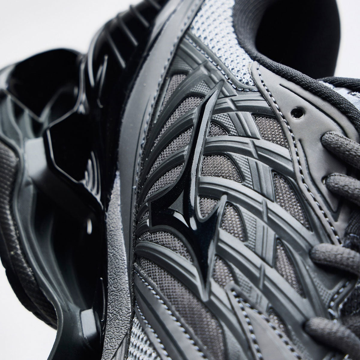 MIZUNO - WAVE PROPHECY LS LIGHT GRAY/DARK GRAY/GRAY