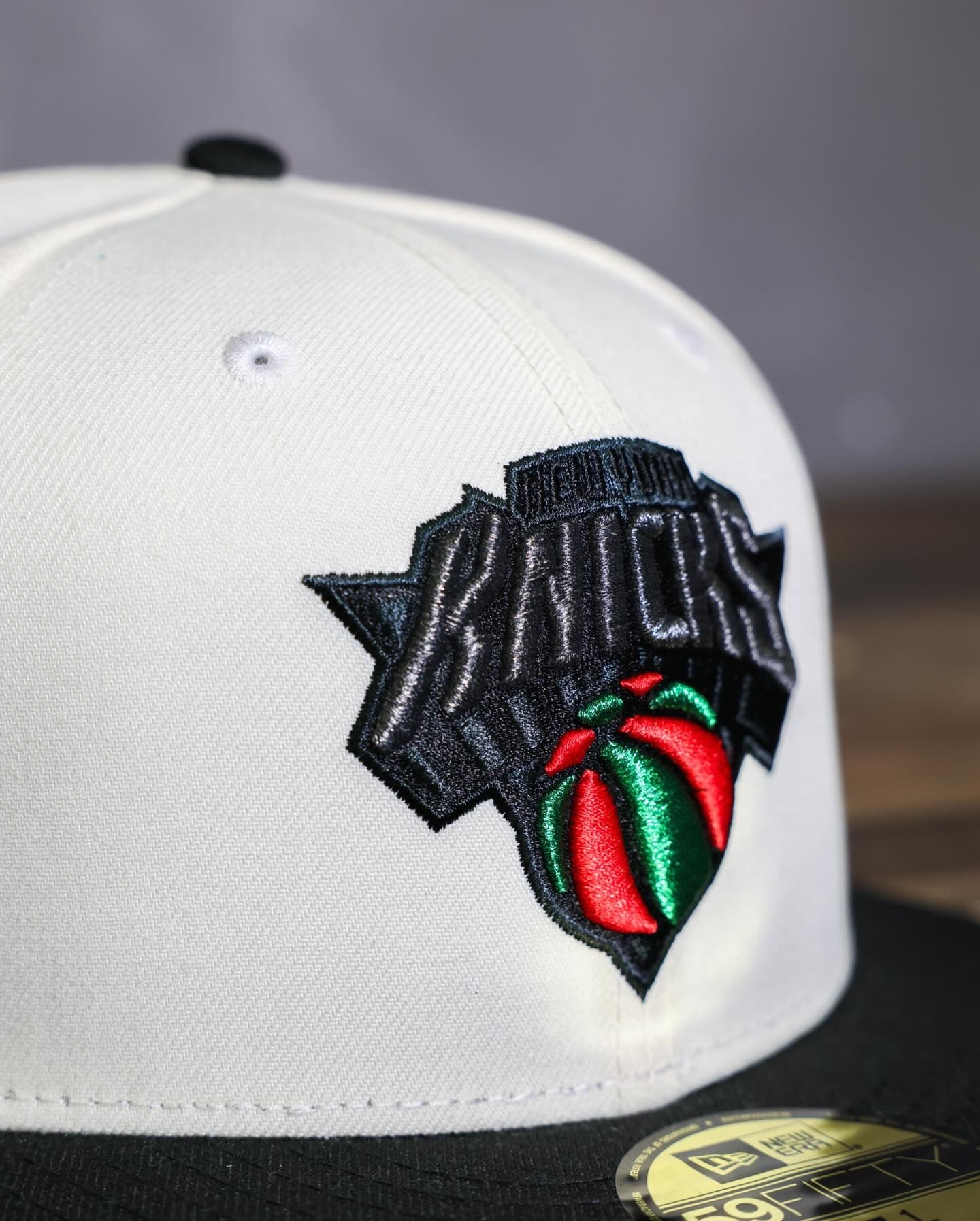 NEW ERA - New York Knicks 59Fifty 2x Champ Chrome White/Black