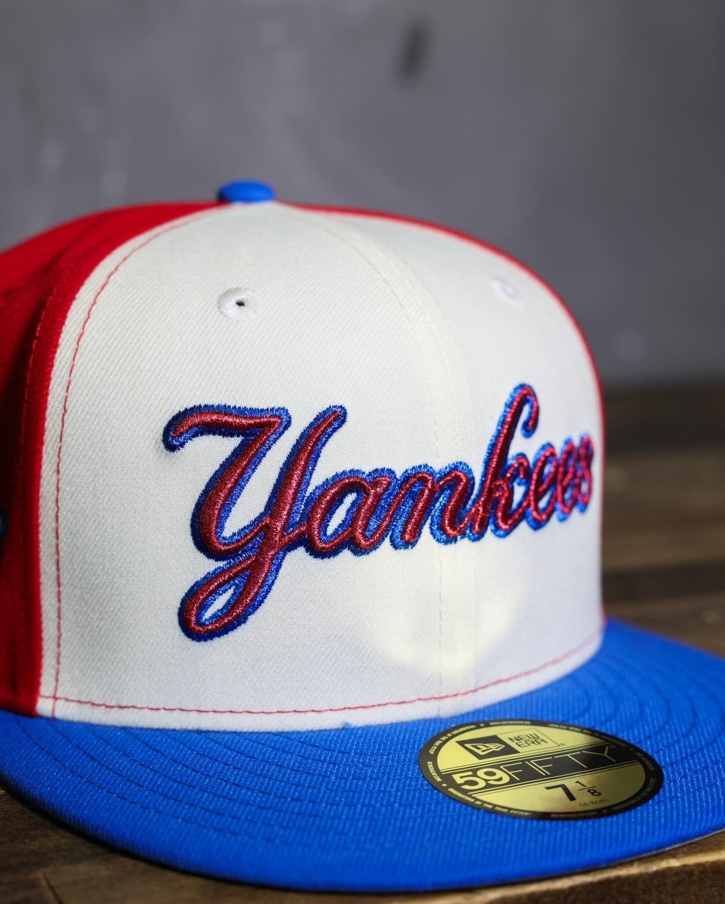 NEW ERA - New York Yankees 1999 World Series Chrome White/Scarlet/Light Royal