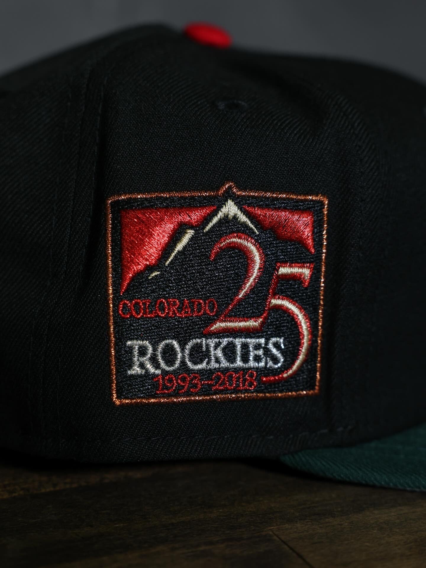 NEW ERA - NOHO NATO Colorado Rockies 59Fifty 25th Season Black/Green