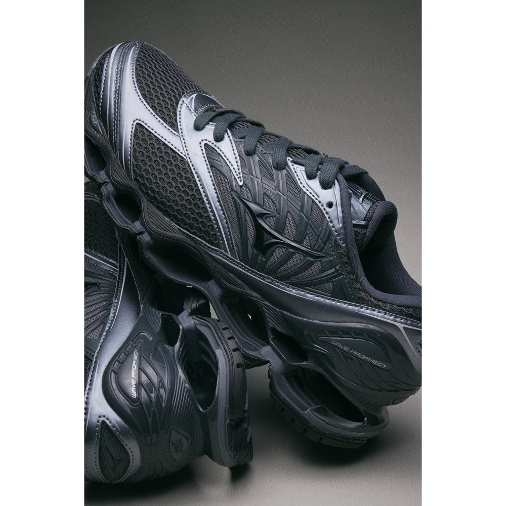 MIZUNO - WAVE PROPHECY LS BLACK/BLACK/METALIC GRAY【D1GA2511-03】