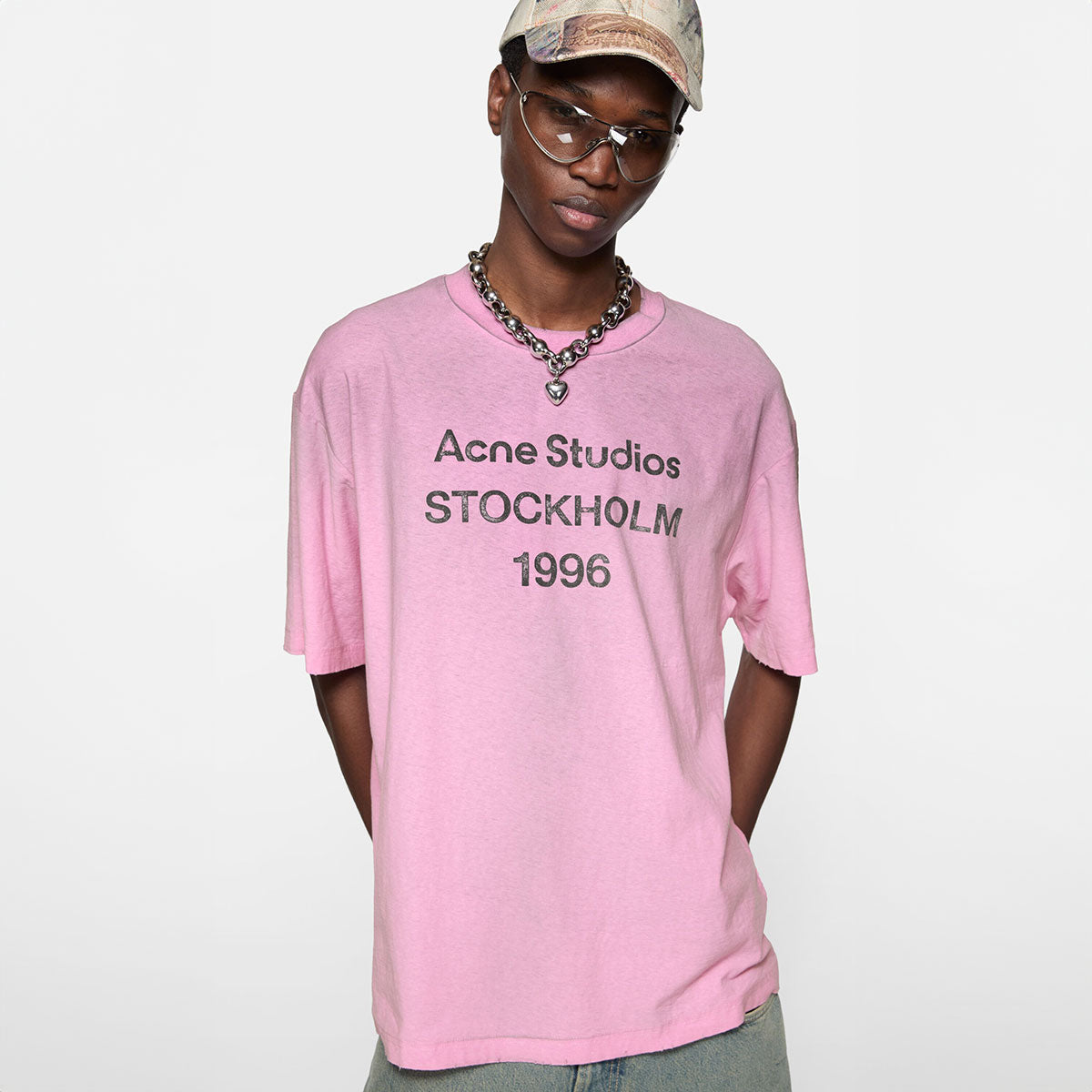 【関税込み】Acne Studios ピンク ロゴ Tシャツ ACNE STUDIOS UNI】ロゴTシャツ - リラックスフィット | idealclasse