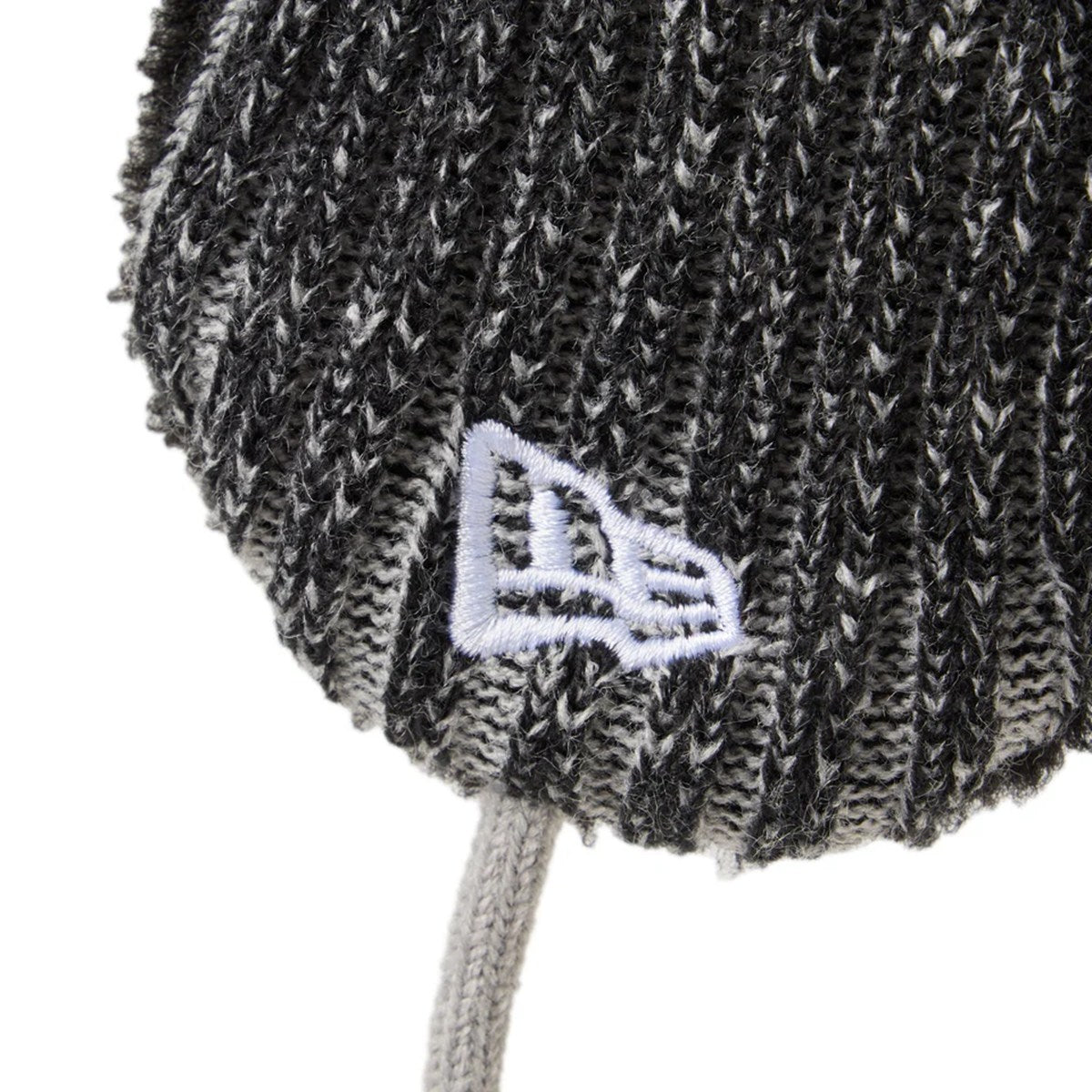 NEW ERA New York Yankees - KNIT TRAPPER BLACK 【14669984