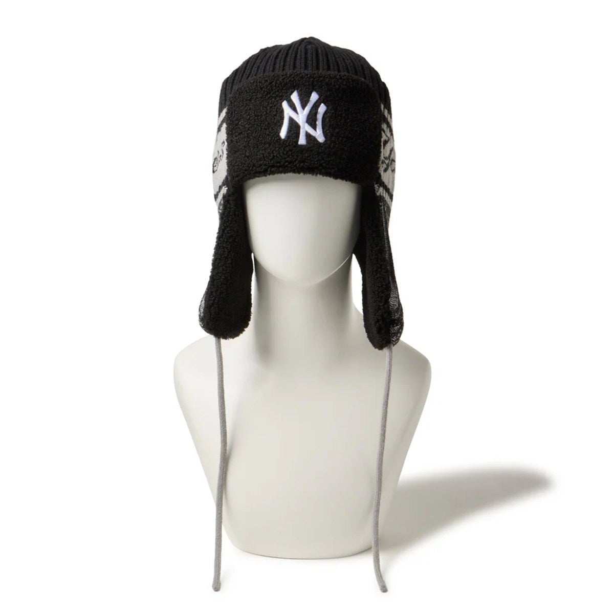 NEW ERA New York Yankees - KNIT TRAPPER BLACK 【14669984