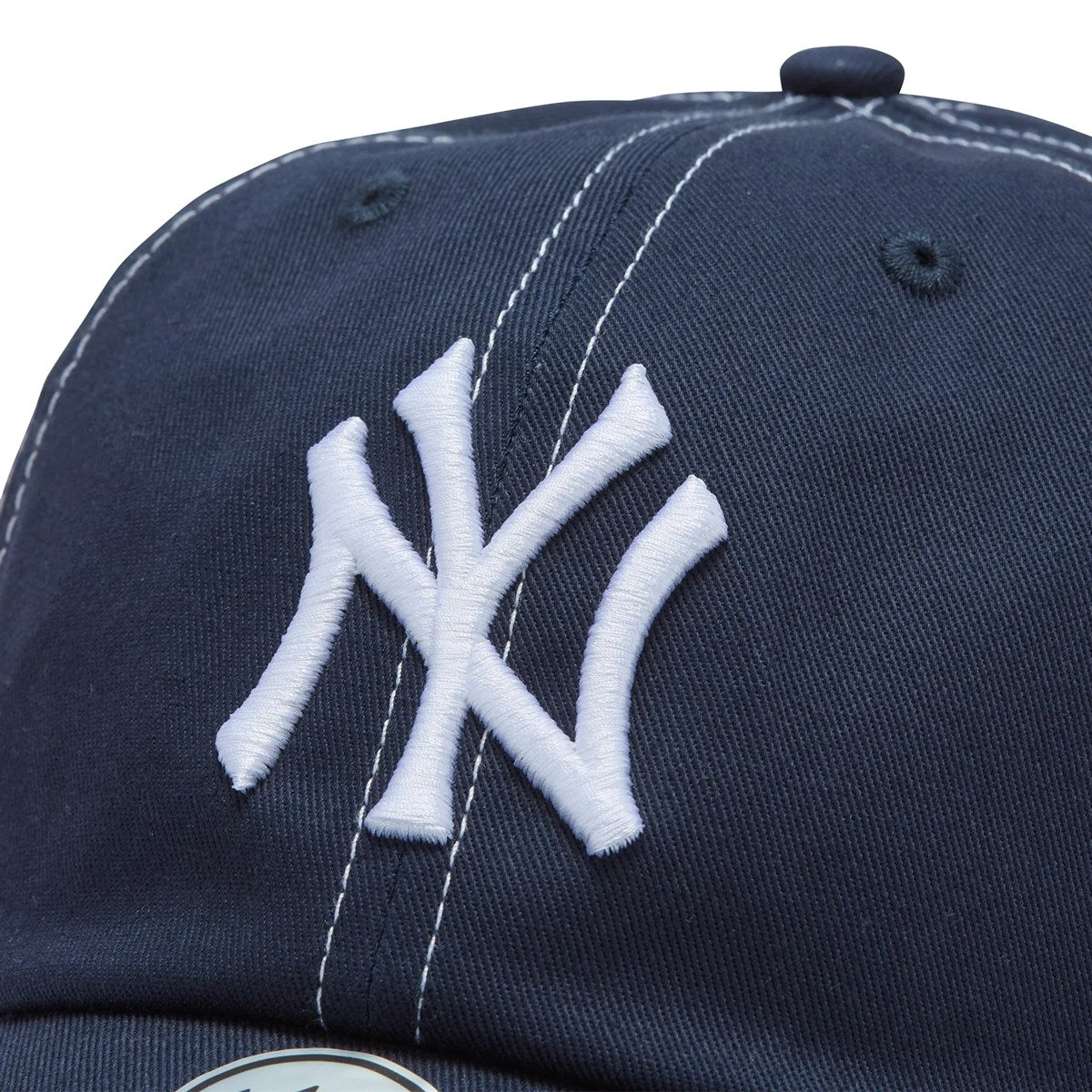 ’47 BRAND New York Yankees - CLEAN UP Contrast Stitch NAVY【14858223 47A B-CONCU17GWS-NY】