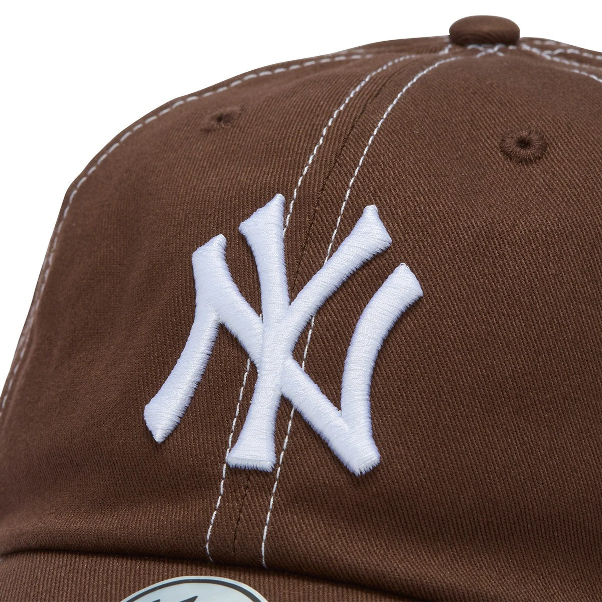 ’47 BRAND New York Yankees - CLEAN UP Contrast Stitch BROWN 【14858364 47A B-CONCU17GWS-BW】