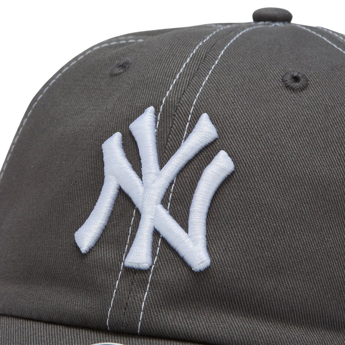 ’47 BRAND New York Yankees - CLEAN UP Contrast Stitch CHARCOAL【14858365 47A B-CONCU17GWS-CC】