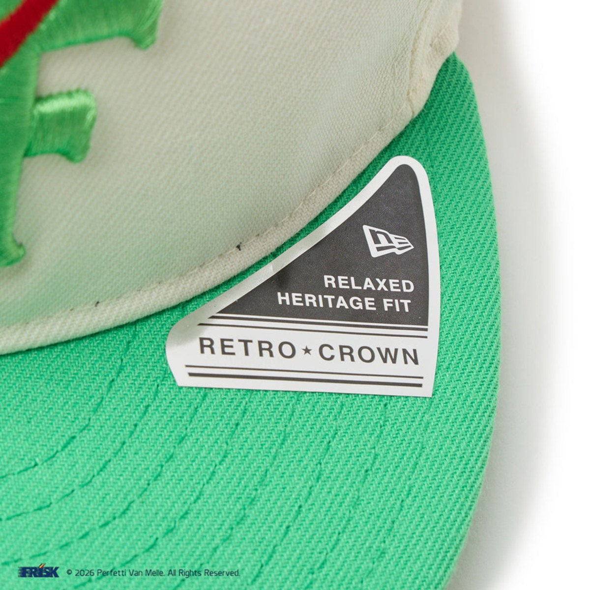NEW ERA - RC 9FIFTY Flat Visor FRISK CHROME/ISLAND GREEN 【14863776】