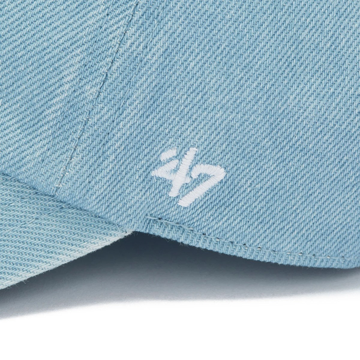 ’47 BRAND New York Yankees - CLEAN UP DENIM LIGHT BLUE【14920404 47A-CLPMLBMLNEYYAN-DEN-LTBLU】