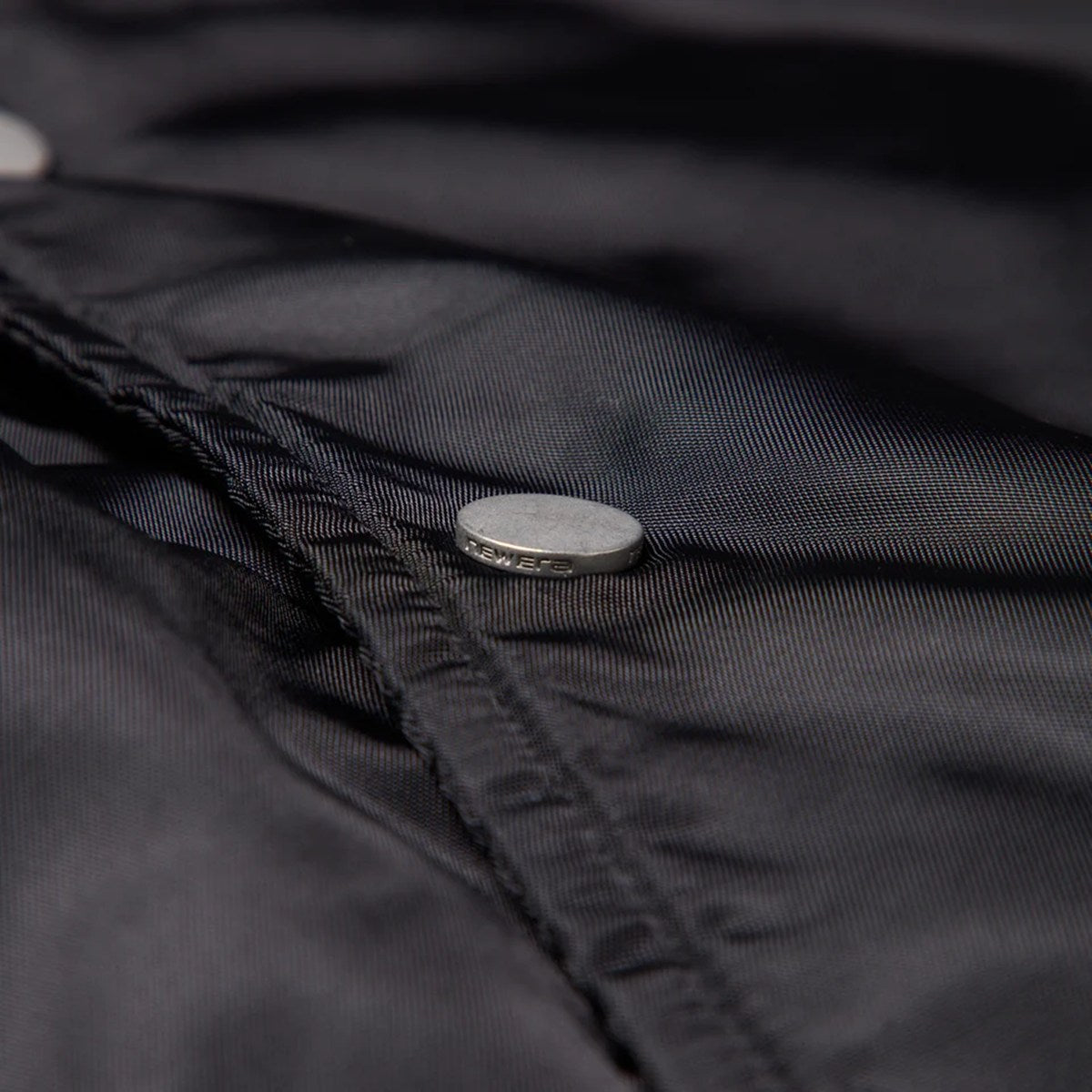 NEW ERA - NYLON VARSITY JACKET BLACK【15129327】