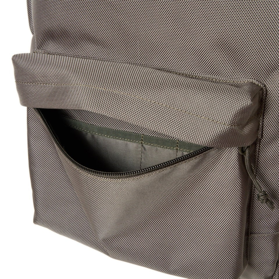 NEW ERA - LIGHT PACK 27L OLIVE 【14655354】