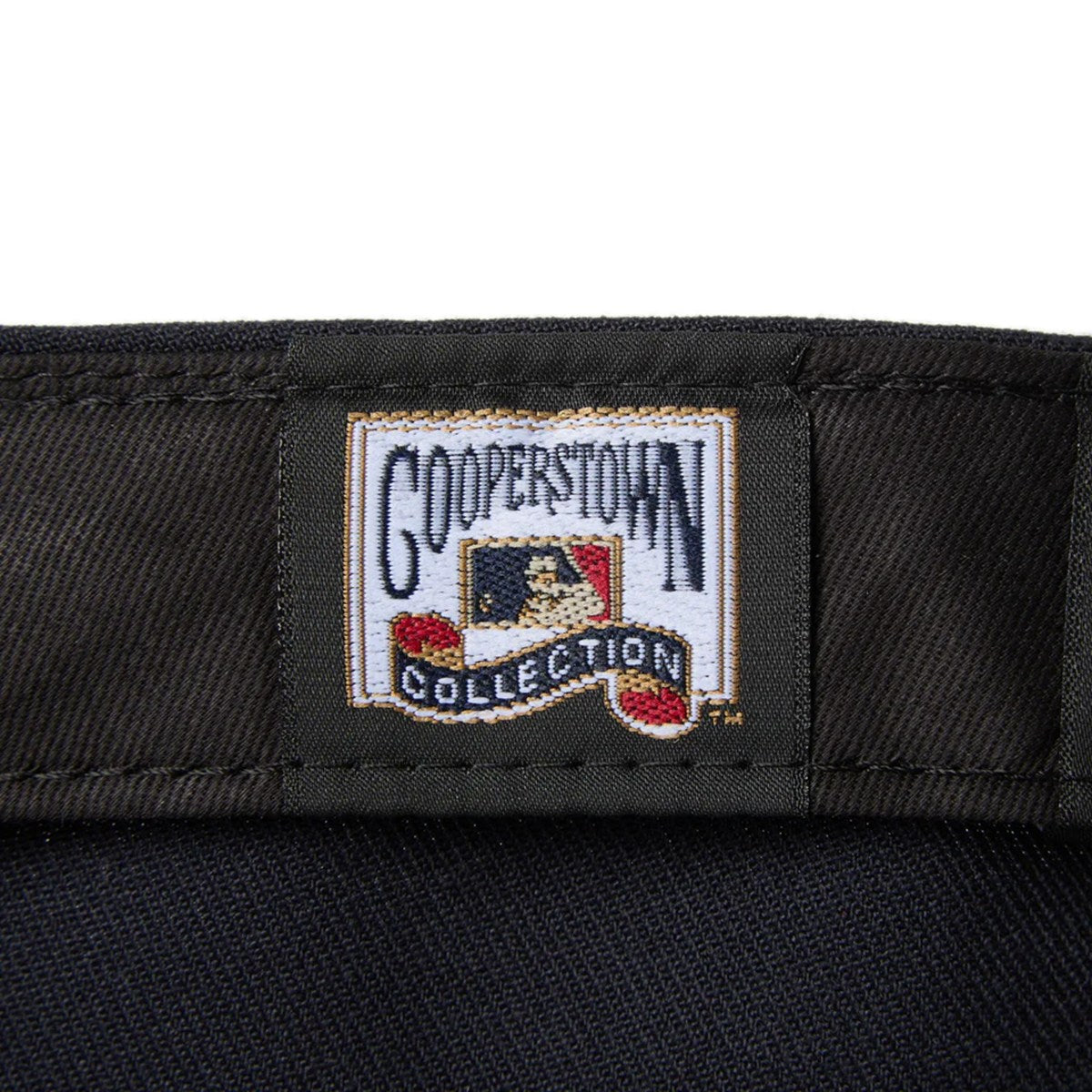 NEW ERA New York Yankees - 59FIFTY RHINESTONE BADGE NAVY 【14668127】