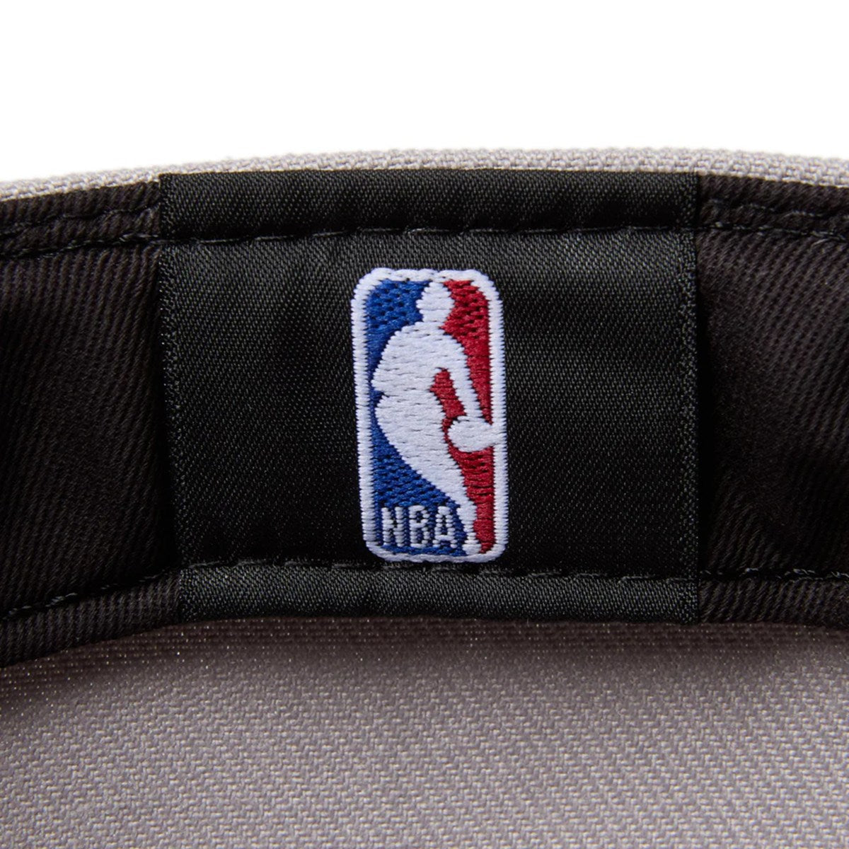 NEW ERA Brooklyn Nets - 59FIFTY WITH ROSE GRAY/BLACK 【14668147】