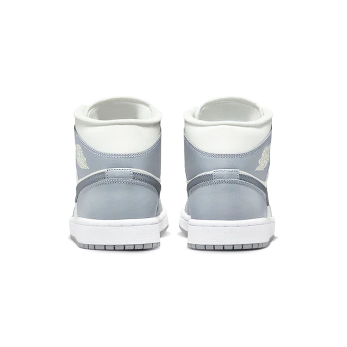 NIKE WMNS AIR JODAN 1 MID Grey/Sail ナイキ ウィメンズ エアジョーダン 1 ミッド グレー/セイル【BQ6472-115】