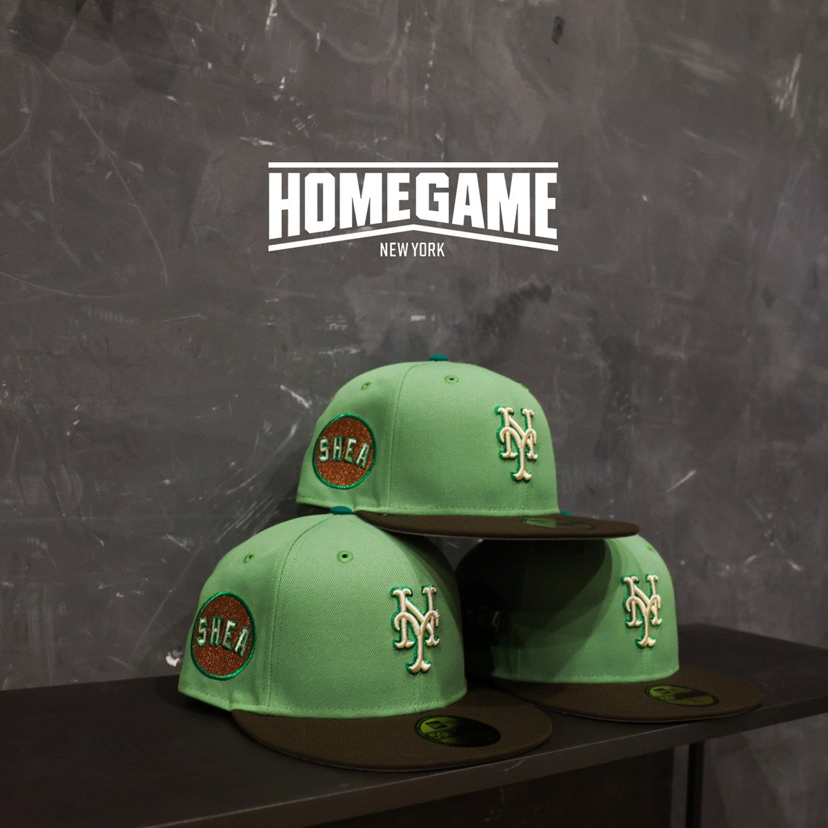 NEW ERA 別注 METS overwhelm ニューヨークメッツ Mets Apple (Black) | New Era Stretch Fit