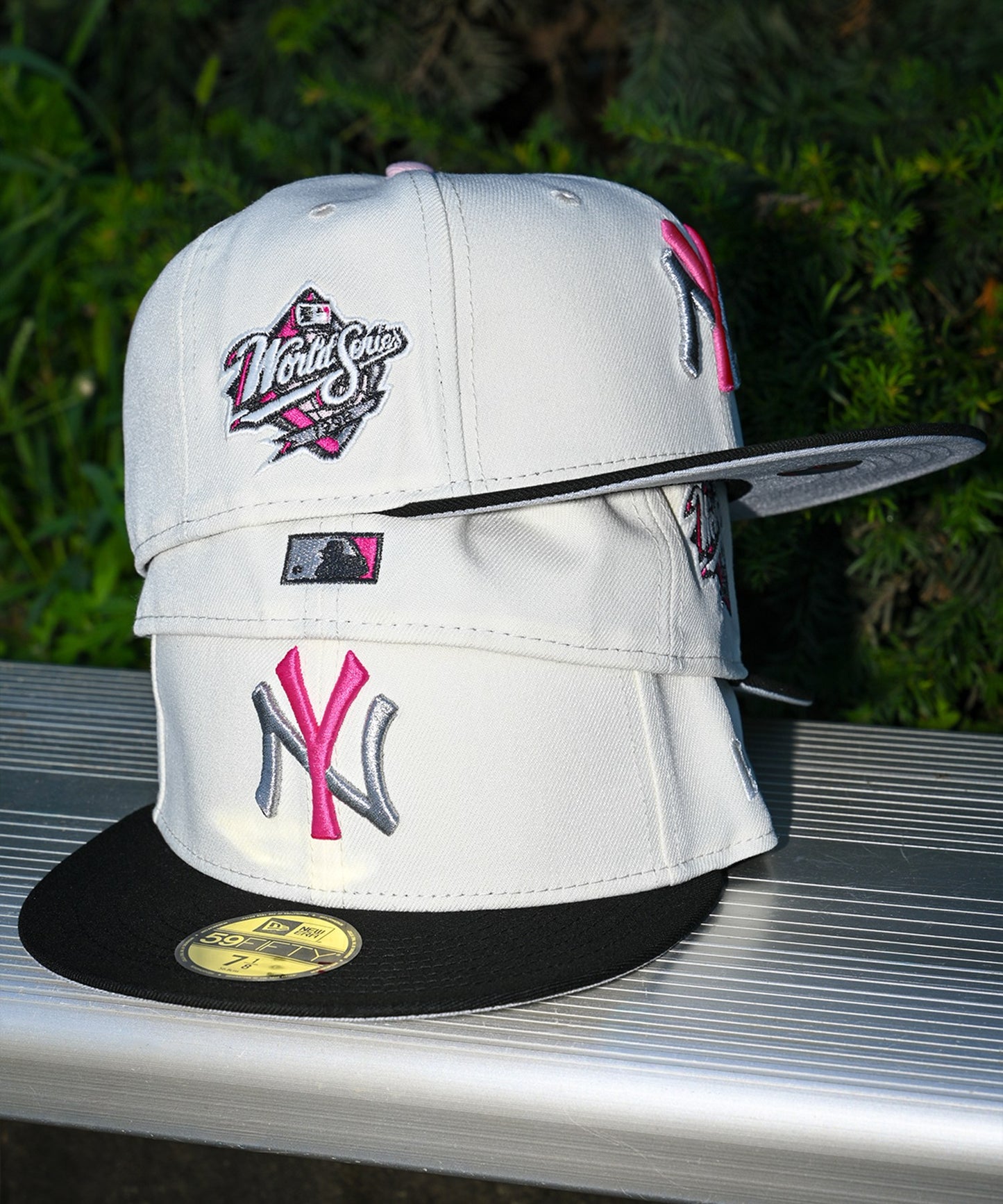 NEW ERA New York Yankees - 59Fifty 1998 World Series  Chrome/Bk/Pink