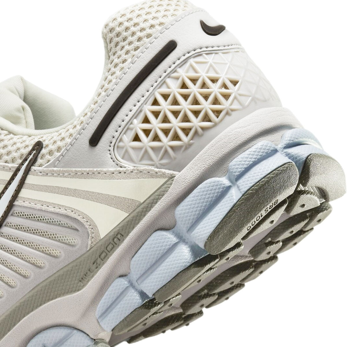 NIKE ZOOM VOMERO 5 SE 棕色 Nike Zoom VOMERO 5 SE 棕色 [FZ3653-104]