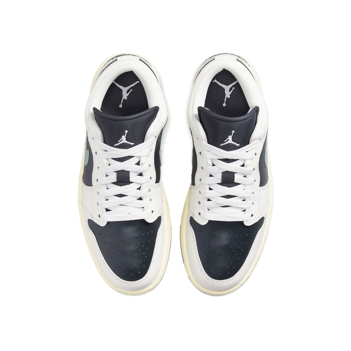 NIKE WMNS 耐吉女 Air Jordan 1 Low 翡翠菸 Air Jordan 1 Low 「翡翠菸」 [DC0774-001]