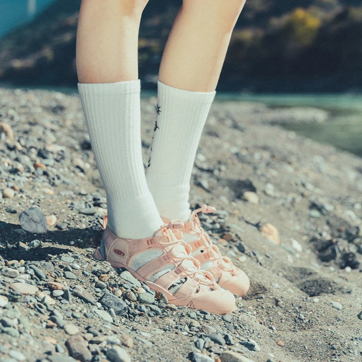 KEEN - WMNS NEWPORT H2 Monochrome/Cameo Rose 【1032114】
