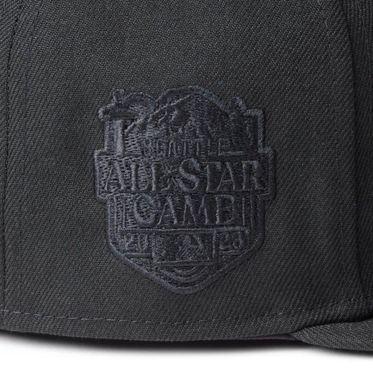 NEW ERA - Seattle Mariners 59FIFTY BLACK ON BLACK 【14745138】