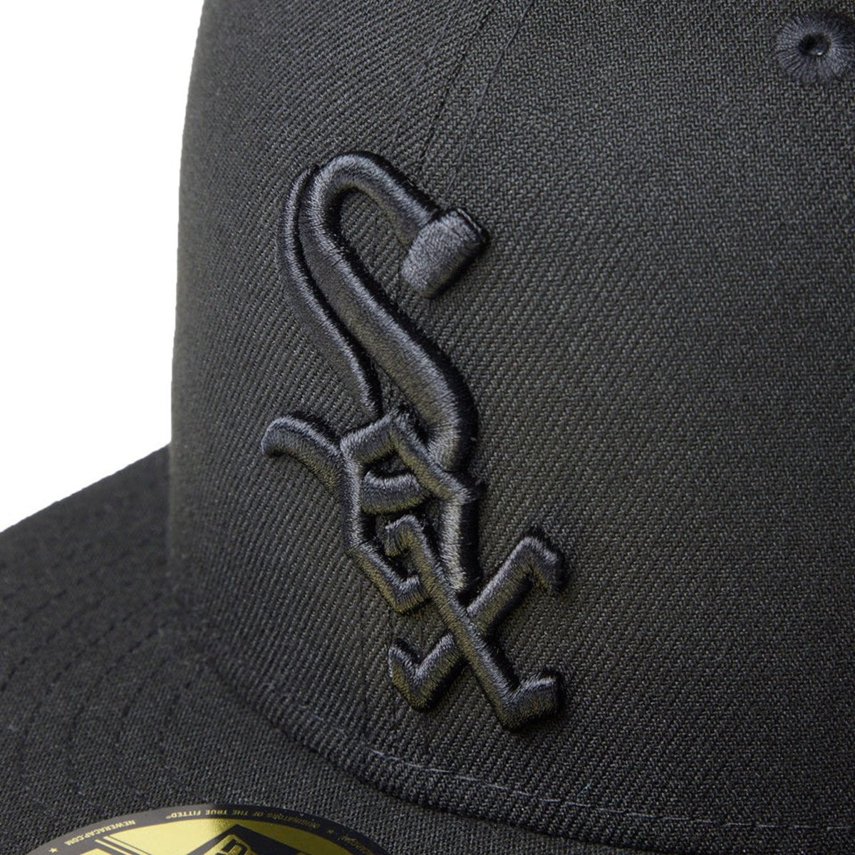 NEW ERA - Chicago White Sox 59FIFTY BLACK ON BLACK【14745189】
