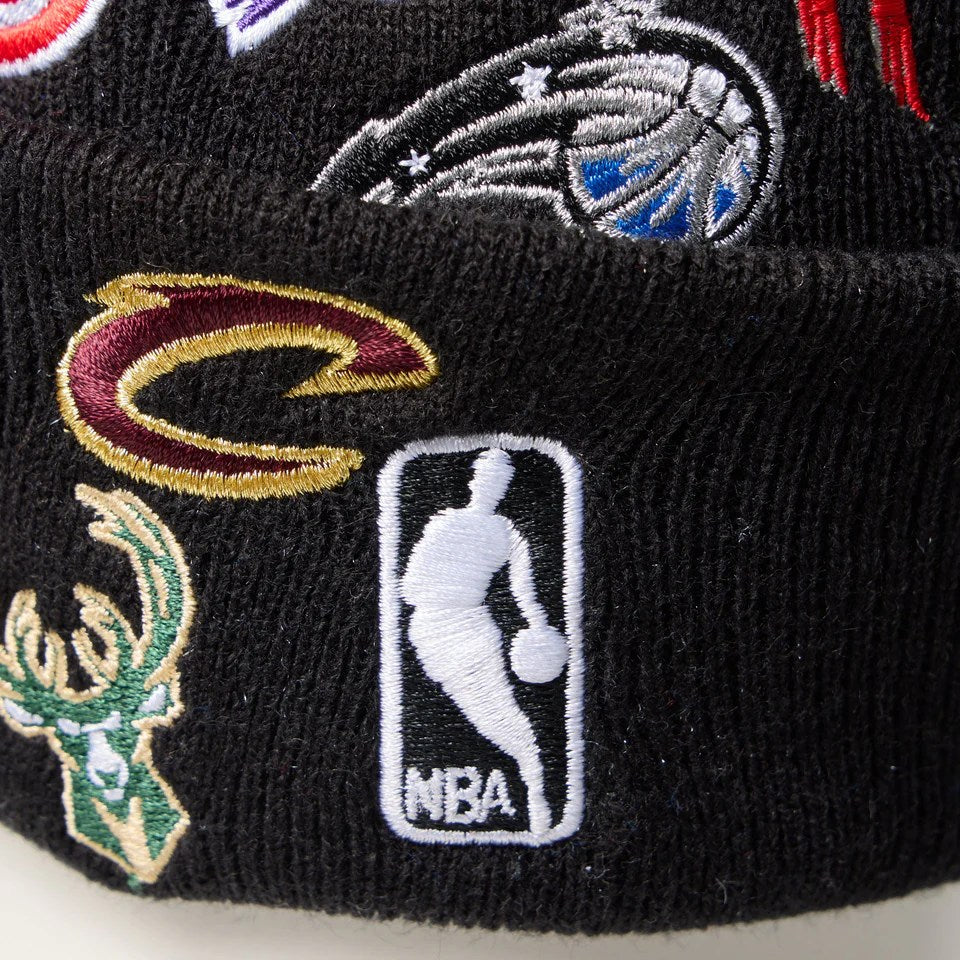 NEW ERA - BASIC CUFF KNIT NBA ALLOVER BLACK 【14670068】