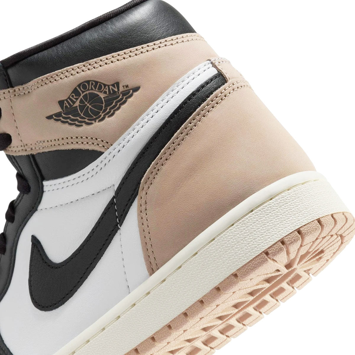 NIKE WMNS AIR JORDAN 1 RETRO HI OG BLACK/BROWN Nike Women's Air Jordan 1 Retro High OG Black/Brown [FD2596-021]