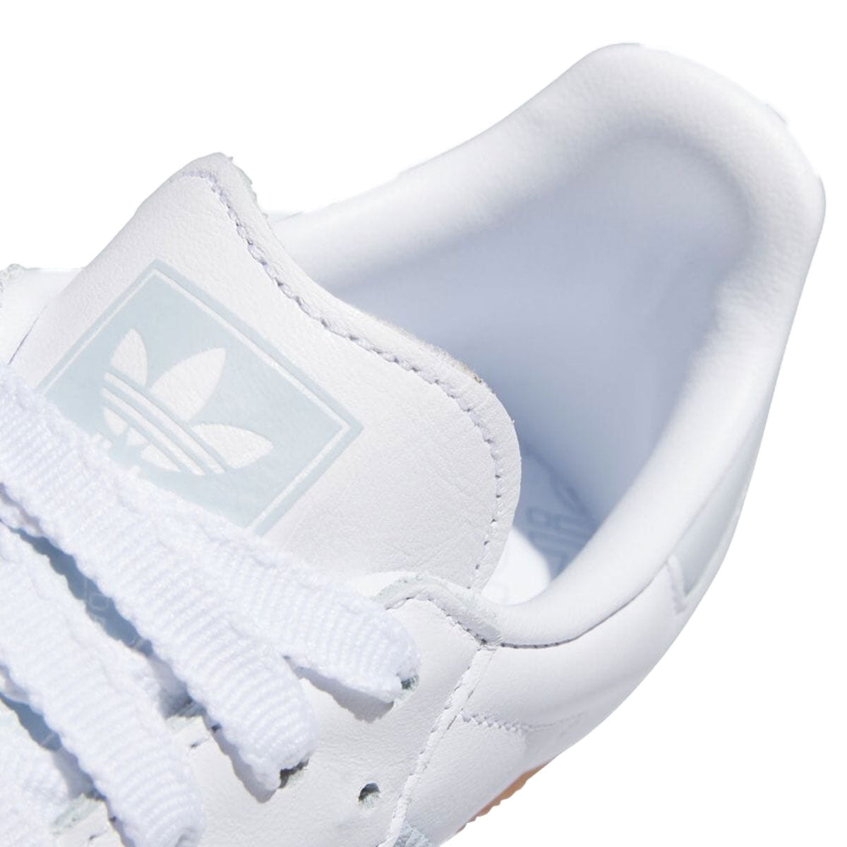 adidas SAMBA OG W WHITE/HALBLUE/OWHITE アディダス サンバ オージー W フットウェアホワイト/ヘイローブルー/オフホワイト【IE0877】